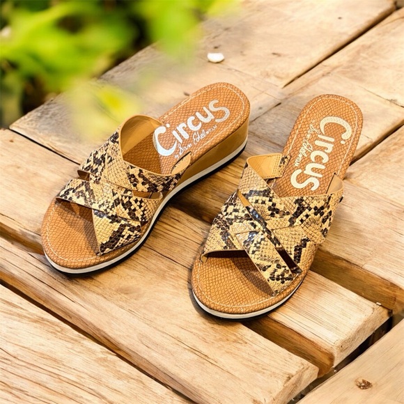 Circus by Sam Edelman Shoes - Circus by Sam Edelman Tan and Black Snake Print Wedge Sandals